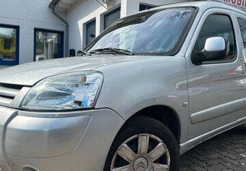 Citroen Berlingo 182.000 km 1.799 &euro; Gummersbach (Zwischen Toom Markt und ATU) 51645
