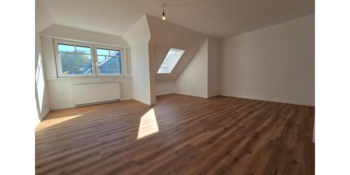Dachgeschoßwohnung Balve - 3 Zimmer, 56 m&sup2;, 440&euro; | Angebot:26283496