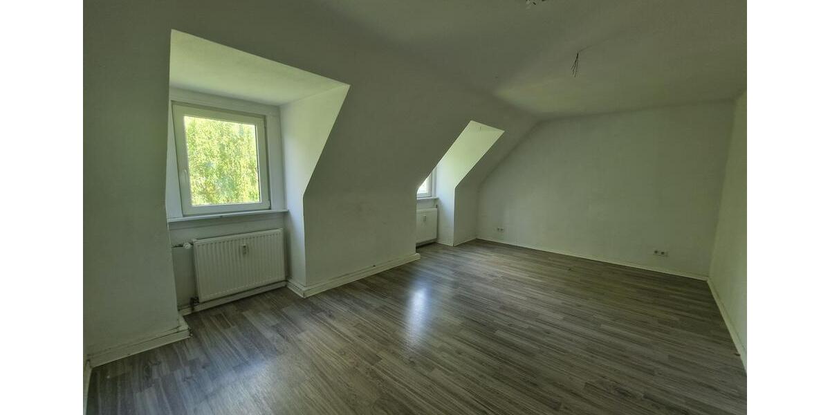 Dachgeschoßwohnung Werdohl - 3 Zimmer, 63 m&sup2;, 320&euro; | Angebot:26663117
