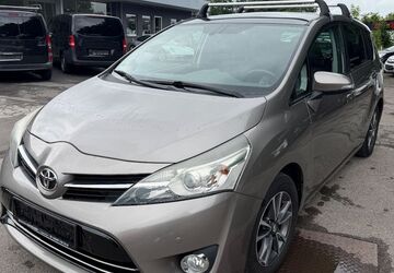 Toyota Verso 160.000 km 6.490 &euro; Halver 58553