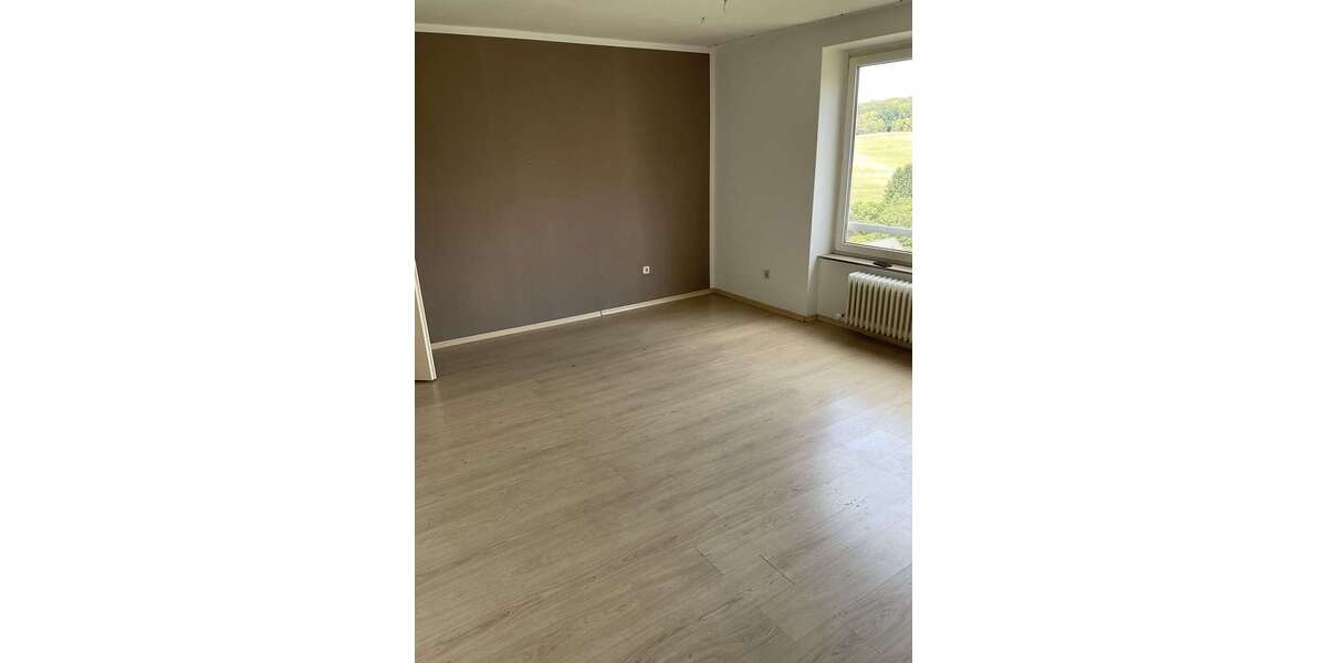 Etagenwohnung Meinerzhagen Kohlberg - 3 Zimmer, 84 m&sup2;, 450&euro; | Angebot:27210916