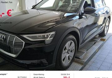 Audi e-tron 32.949 km 30.773 &euro; Hagen 58091