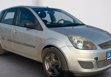Ford Fiesta 146.128 km 1.999 &euro; Olpe 57462